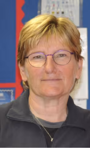 Jacquie Layton